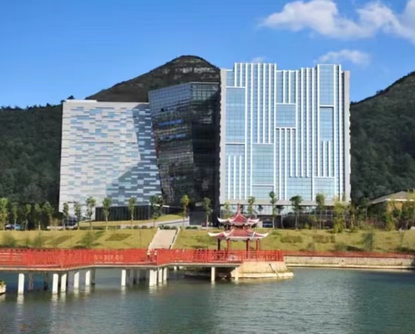 ���ݲƾ���ѧ