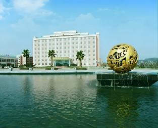 ���츴�ϻ��Ϲɷ����޹�˾